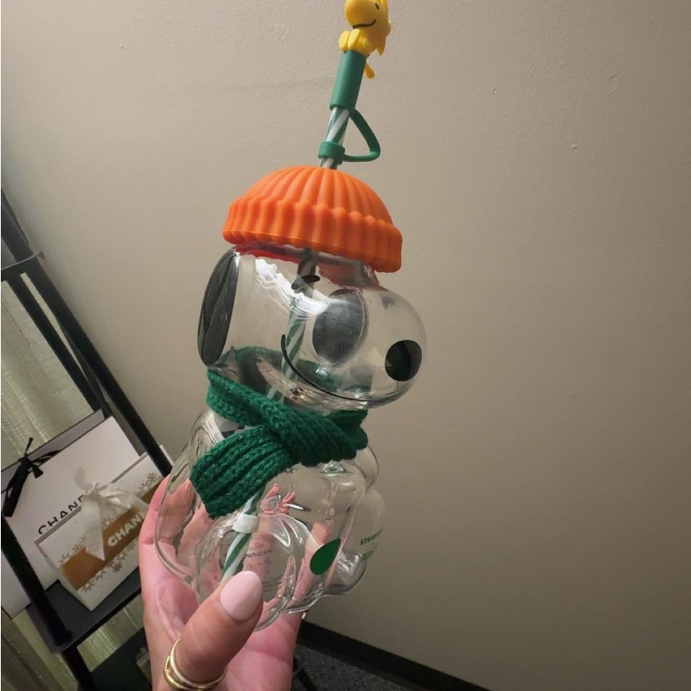 Snoopy X Starbucks glass cup